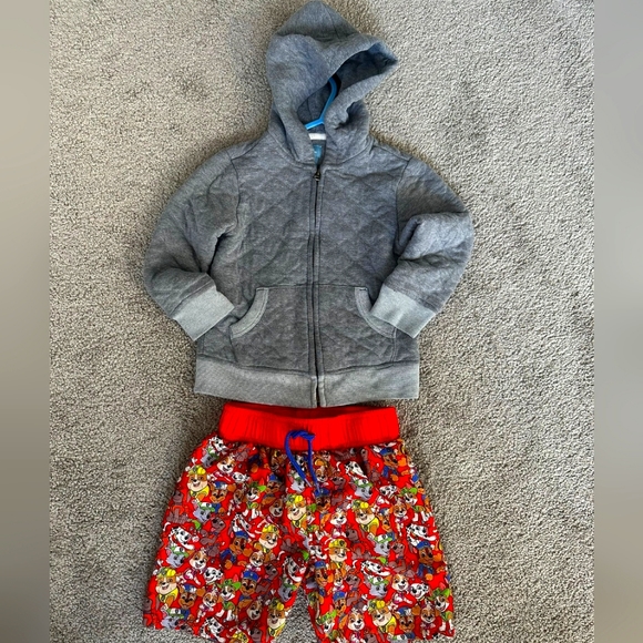 Hoodie and short - Picture 1 of 2